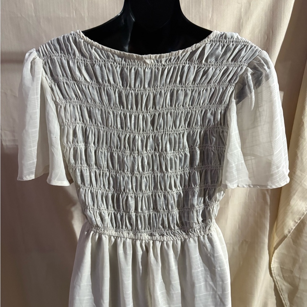 Smocked Off White Short Sleeve Midi Summer Dress‎ Size Medium - Picture 11 of 13